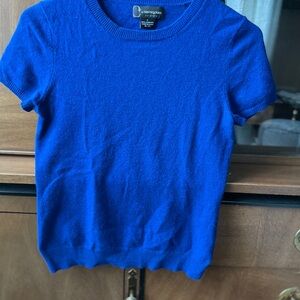Bloomingdale's Blue Short Sleeve Top